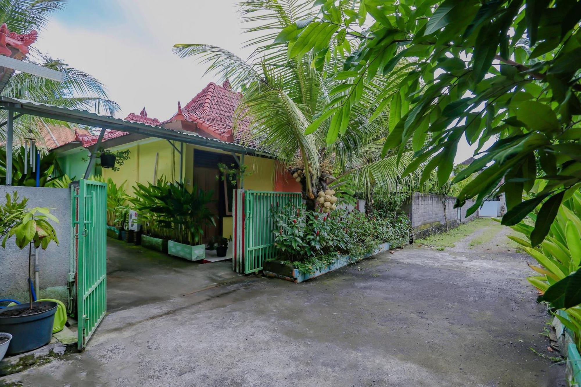 Oyo Life 90301 Hidden Village Uluwatu Джимбаран Экстерьер фото